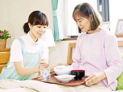 【札幌市東区】日常的な家事が好きな方は介護の現場も向いてますよ！無資格もOKです！